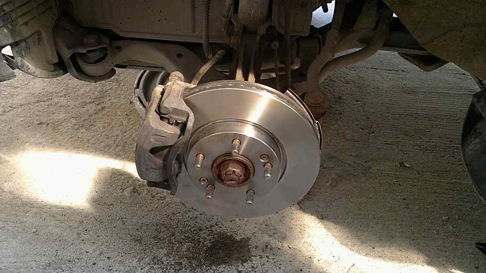 Замена тормозных дисков Замена тормозных дисков