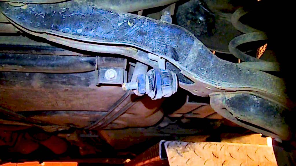 Ремонт амортизационных стоек Ремонт амортизационных стоек