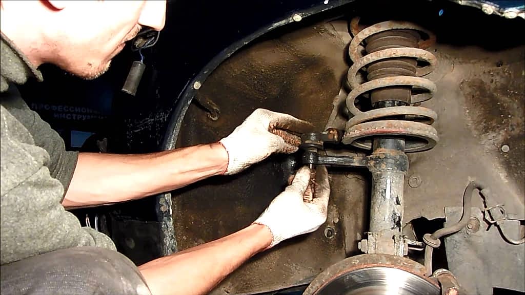 замена рулевой тяги замена рулевой тяги
